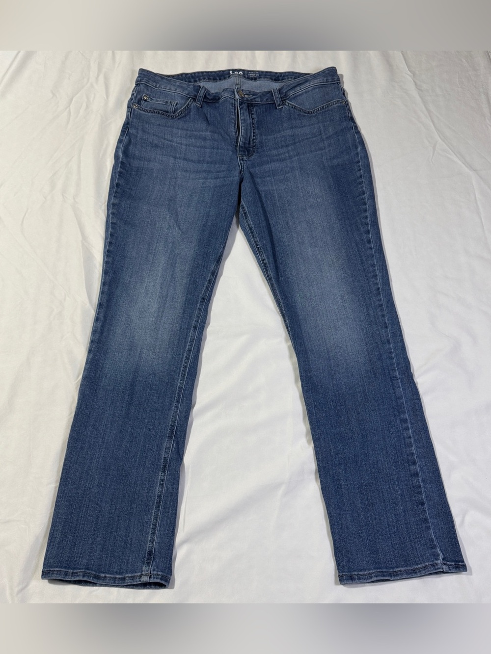 Lee Women's Straight Leg Regular Fit Mid Rise Jeans Medium Blue Size 16L (Long)